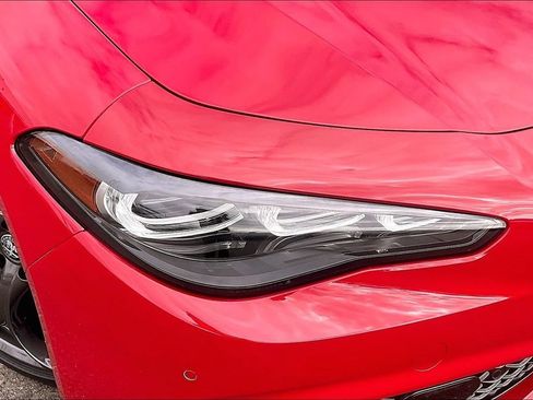 Used 2025 Alfa Romeo Giulia AWD w/ Driving Assist Package image 18