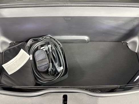 Used 2023 Rivian R1S Adventure AWD/4WD image 14