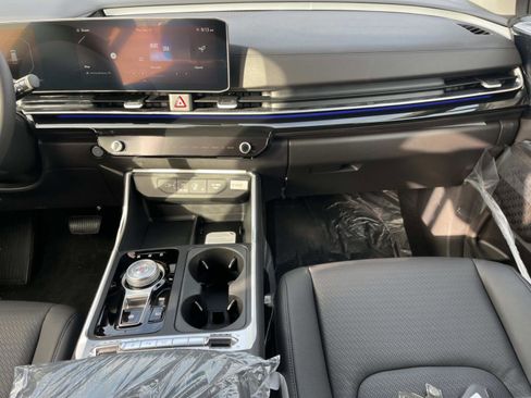 New 2026 Kia Carnival SX Prestige image 10