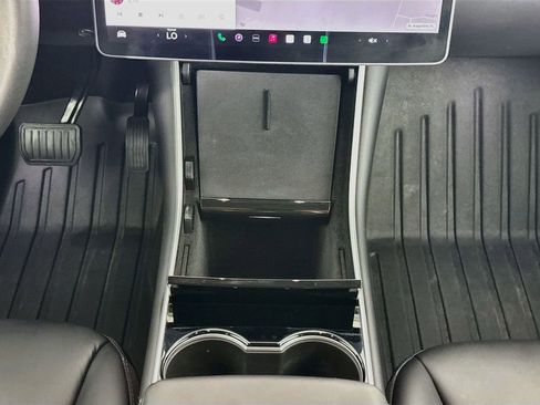 Used 2020 Tesla Model Y Long Range AWD/4WD image 33
