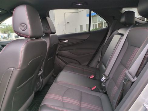 Certified 2024 Chevrolet Equinox RS image 16