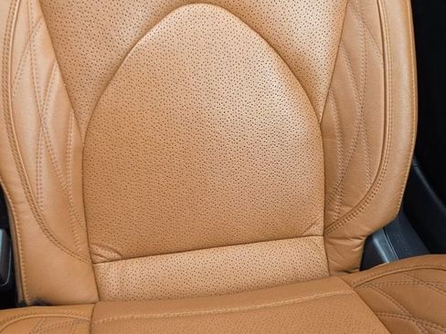 Used 2022 Toyota Avalon Limited w/ Advanced Safety Package FWD image 34