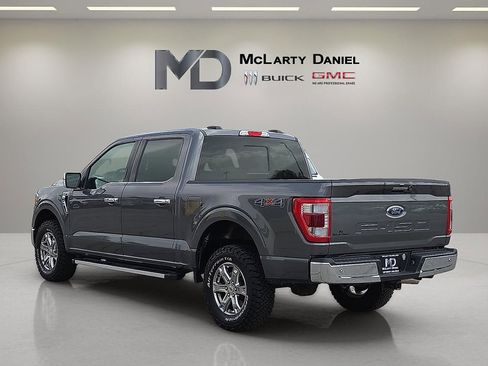 Used 2023 Ford F150 Lariat AWD/4WD image 4