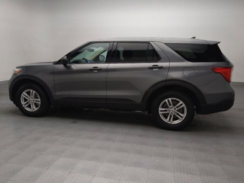 Used 2023 Ford Explorer 4WD image 3