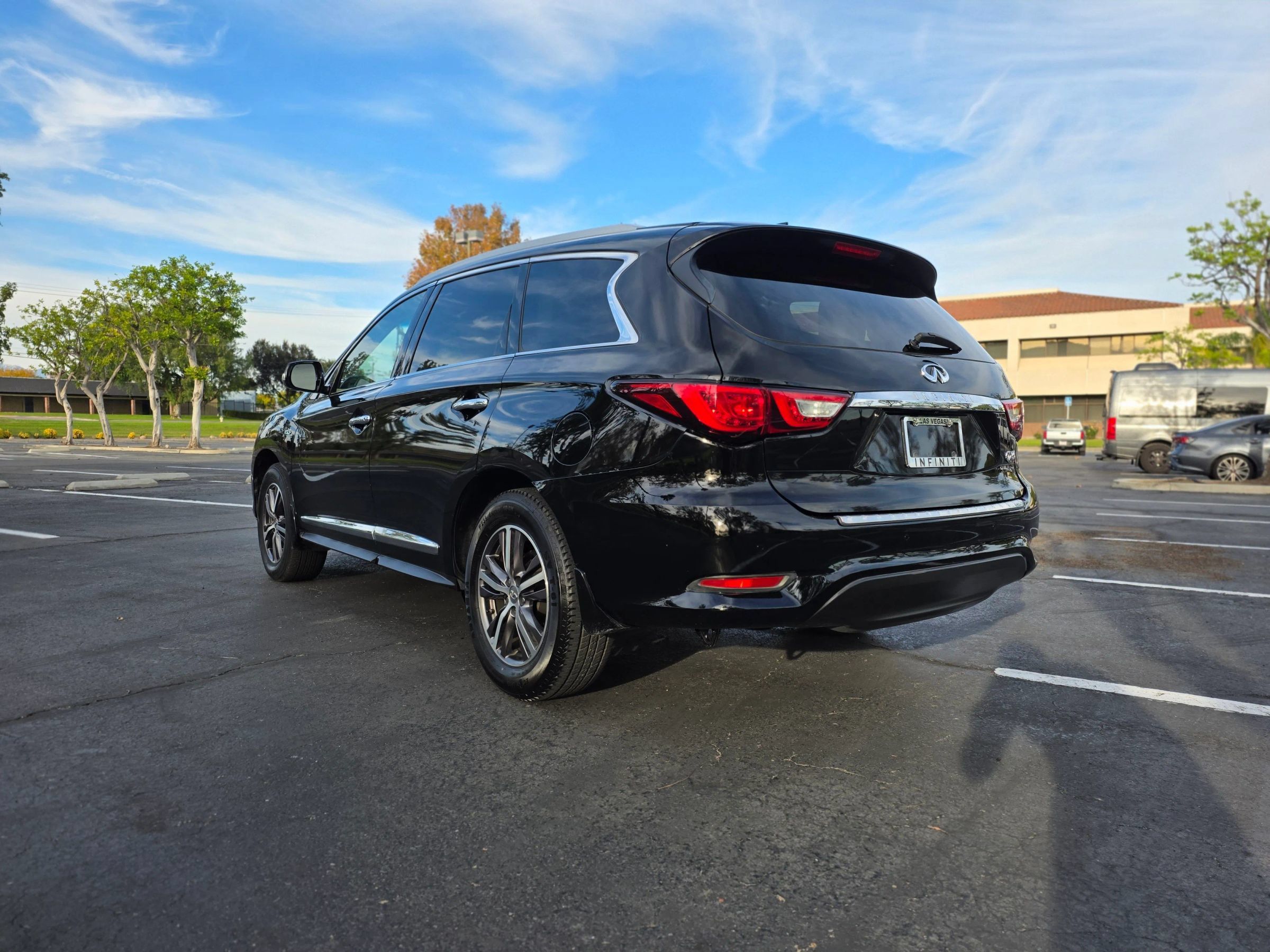 Used 2016 INFINITI QX60 FWD w/ Premium Plus Package image 7