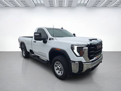Used 2025 GMC Sierra 2500 Pro w/ 1SA Pro Safety Plus Package AWD/4WD image 2