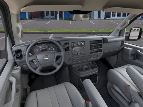 New 2026 Chevrolet Express 3500 w/ Power Convenience Package RWD image 17
