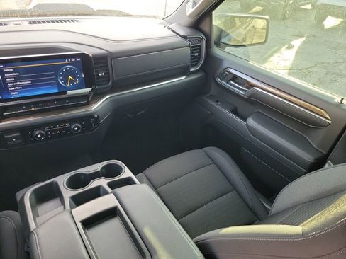 Used 2023 Chevrolet Silverado 1500 LT Trail Boss w/ Protection Package image 13