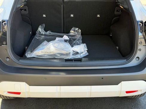 New 2026 Nissan Kicks SV w/ SV Premium Package FWD image 4
