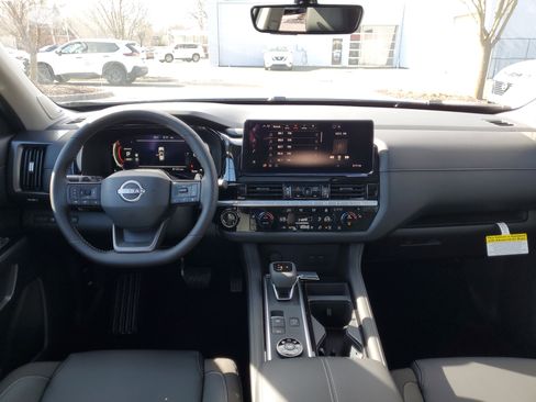 New 2026 Nissan Pathfinder SL w/ SL Premium Package image 25
