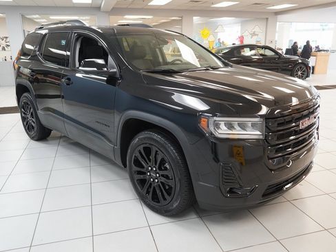 Certified 2023 GMC Acadia SLT w/ Elevation Edition image 17