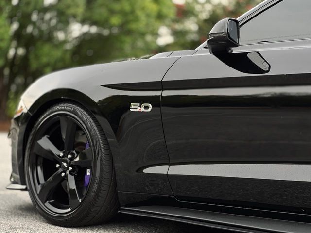 Used 2018 Ford Mustang GT Premium RWD image 11