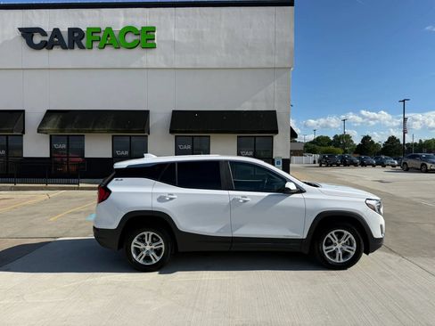 Used 2021 GMC Terrain SLE AWD/4WD image 17