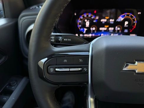 Used 2024 Chevrolet Colorado LT w/ LT Convenience Package III image 23