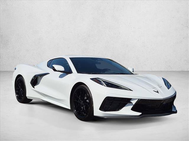 Used 2025 Chevrolet Corvette Stingray Coupe w/ 1LT RWD image 3