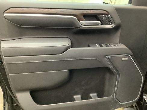 New 2026 GMC Sierra 1500 SLT w/ SLT Premium Plus Package image 13