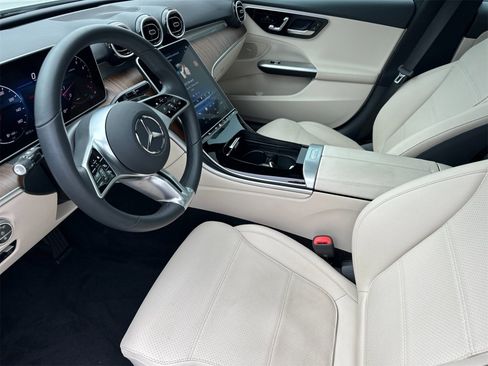 Certified 2025 Mercedes-Benz C 300 Sedan image 11