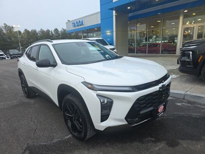 Used 2026 Chevrolet Trax ACTIV w/ Sunroof Package