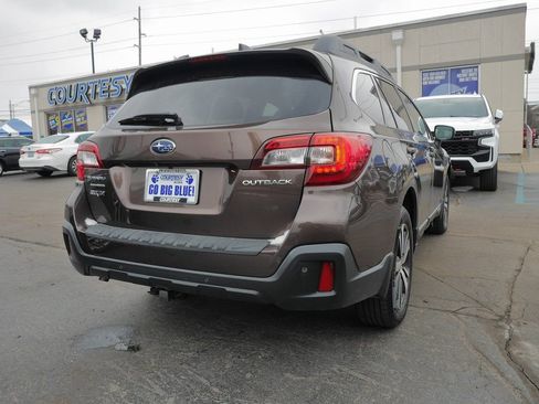 Used 2019 Subaru Outback 2.5i Limited w/ Popular Package #2 image 7