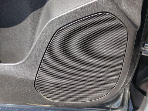 Certified 2024 Chevrolet Trax LT w/ Driver Confidence Package image 24