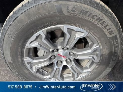 Used 2023 GMC Yukon SLE w/ Gmc Pro Safety Plus Package image 3