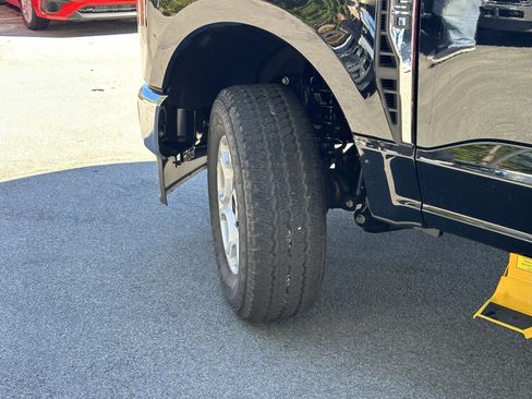 New 2026 Ford F250 XLT w/ FX4 Off-Road Package image 7