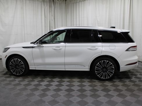 New 2026 Lincoln Aviator Black Label w/ Dynamic Handling Package AWD/4WD image 34