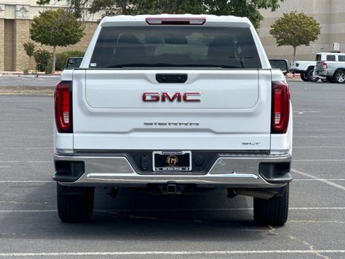 Used 2025 GMC Sierra 1500 SLT AWD/4WD image 5