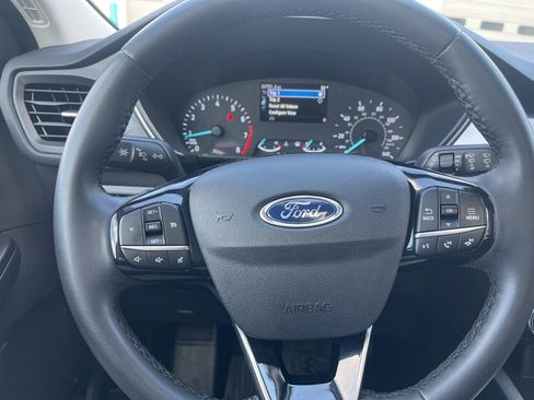 Used 2022 Ford Escape SE w/ Convenience Package image 27