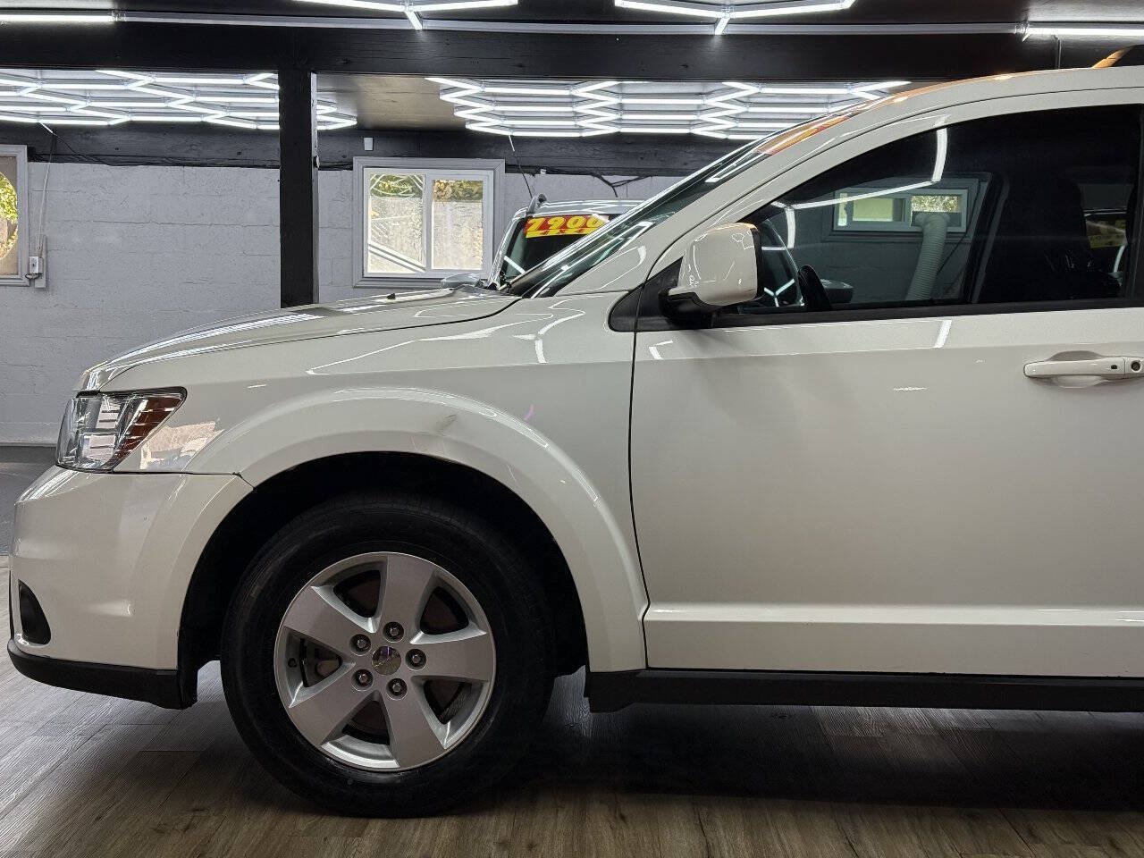 Used 2015 Dodge Journey FWD image 4