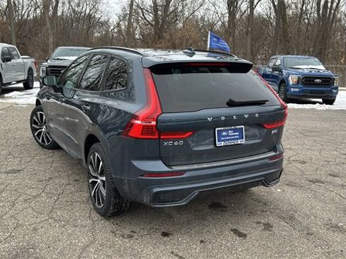 Used 2023 Volvo XC60 B5 Plus w/ Climate Package image 5
