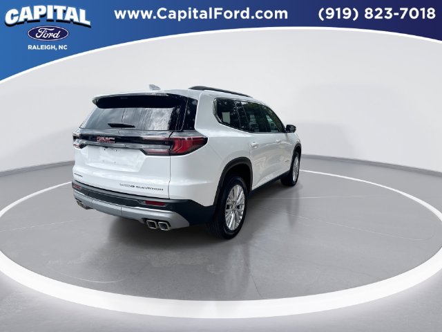 Used 2026 GMC Acadia Elevation w/ Elevation Premium Package FWD image 8