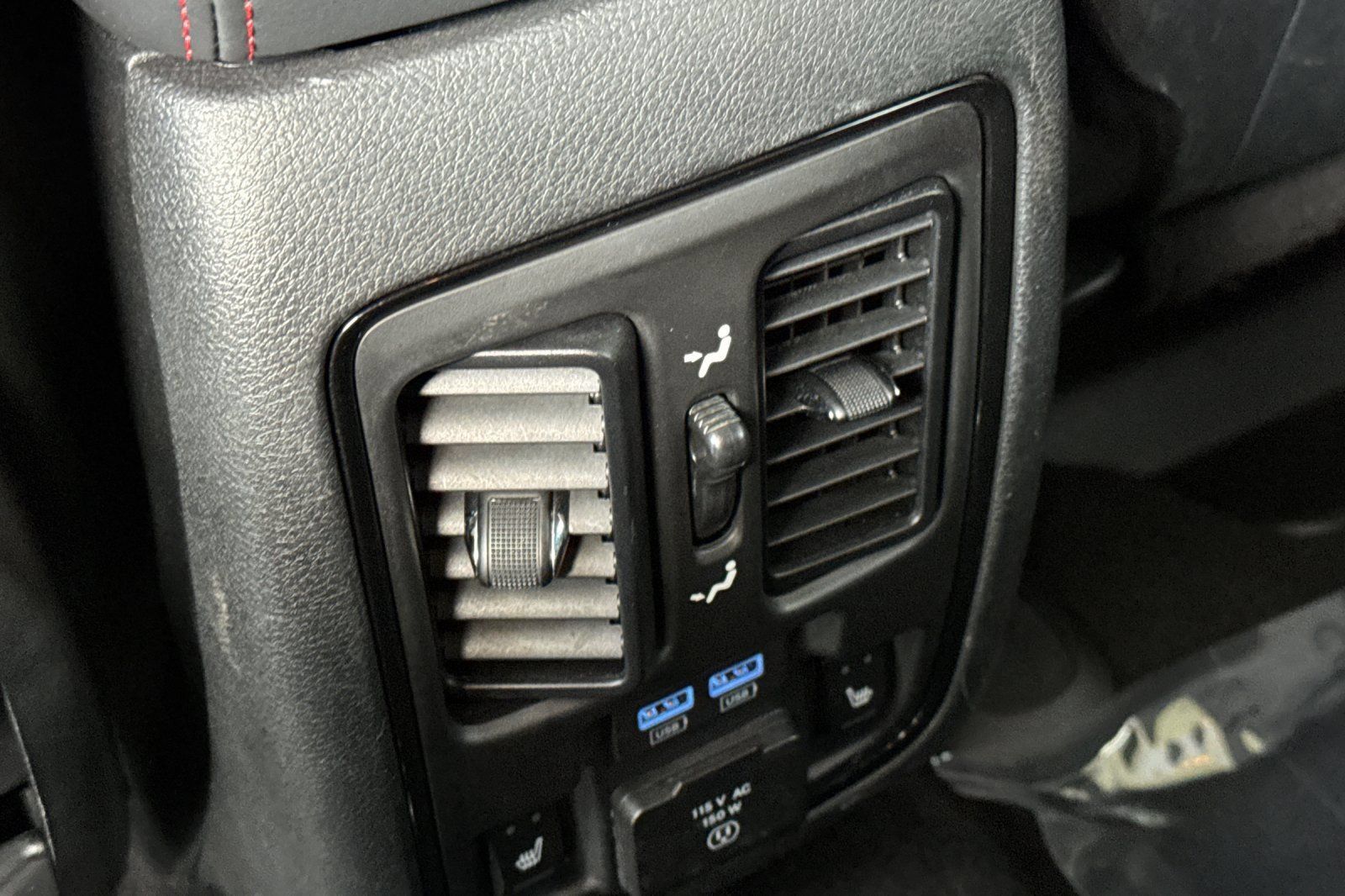 Used 2024 Dodge Durango GT AWD/4WD image 44