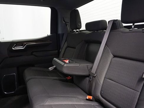 Used 2024 GMC Sierra 1500 Elevation image 34