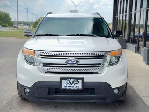 Used 2012 Ford Explorer XLT FWD image 8