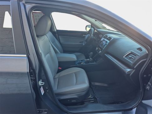 Used 2019 Subaru Outback 2.5i Limited w/ Popular Package #2 image 19