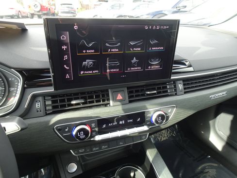 Certified 2021 Audi A4 2.0T Premium w/ Convenience Package image 14