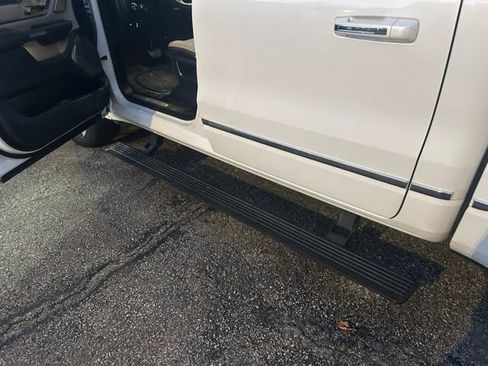 Used 2020 RAM 1500 Limited AWD/4WD image 14