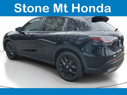 Used 2025 Honda HR-V Sport image 4