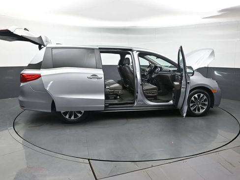 Certified 2023 Honda Odyssey EX-L image 57