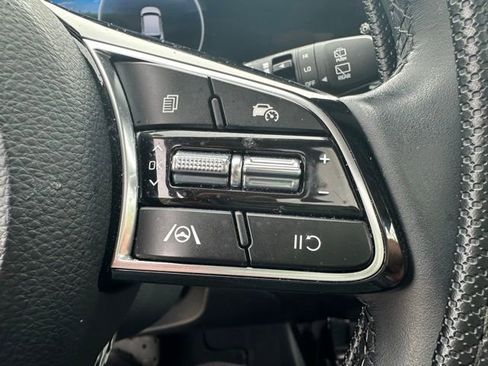 Used 2025 Kia Seltos EX w/ EX Sunroof Package FWD image 17