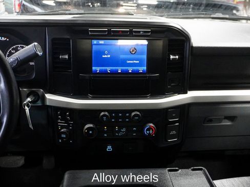 Used 2024 Ford F250 XLT image 9