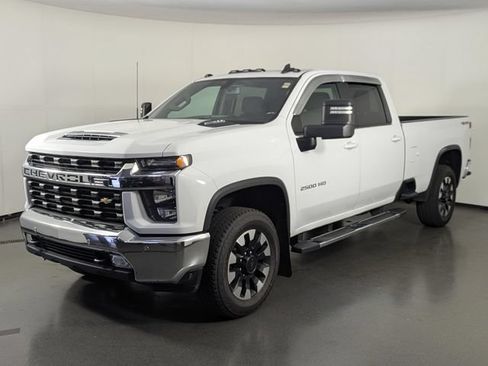 Used 2020 Chevrolet Silverado 2500 LT w/ True North Edition AWD/4WD image 4