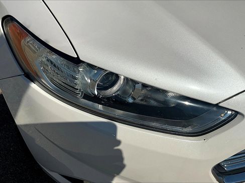 Used 2016 Ford Fusion SE w/ Equipment Group 202A image 27