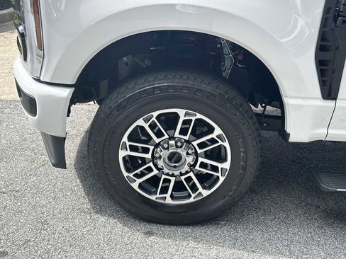 Used 2025 Ford F250 Platinum image 22