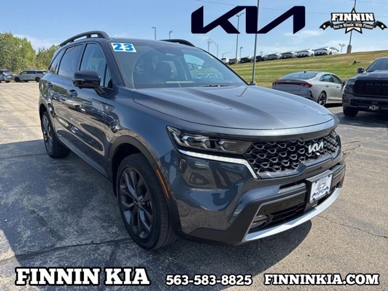 Certified 2023 Kia Sorento SX Prestige image 1