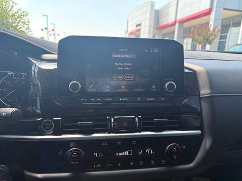 Used 2022 Nissan Pathfinder SV w/ SV Black Package FWD image 18