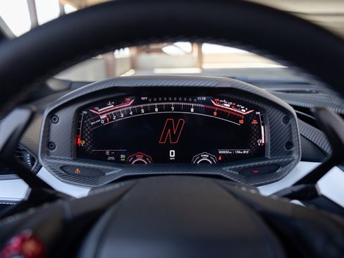 Used 2026 Lamborghini Revuelto AWD/4WD image 47