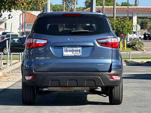 Used 2022 Ford EcoSport SE w/ SE Convenience Package image 5