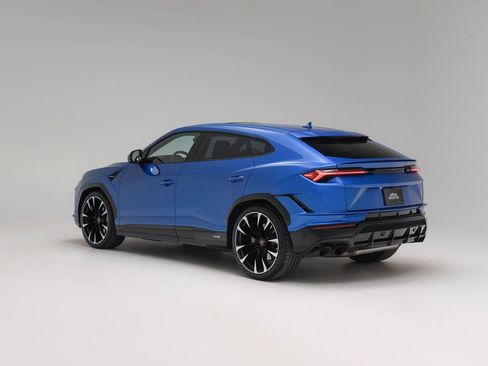 Used 2023 Lamborghini Urus S image 5